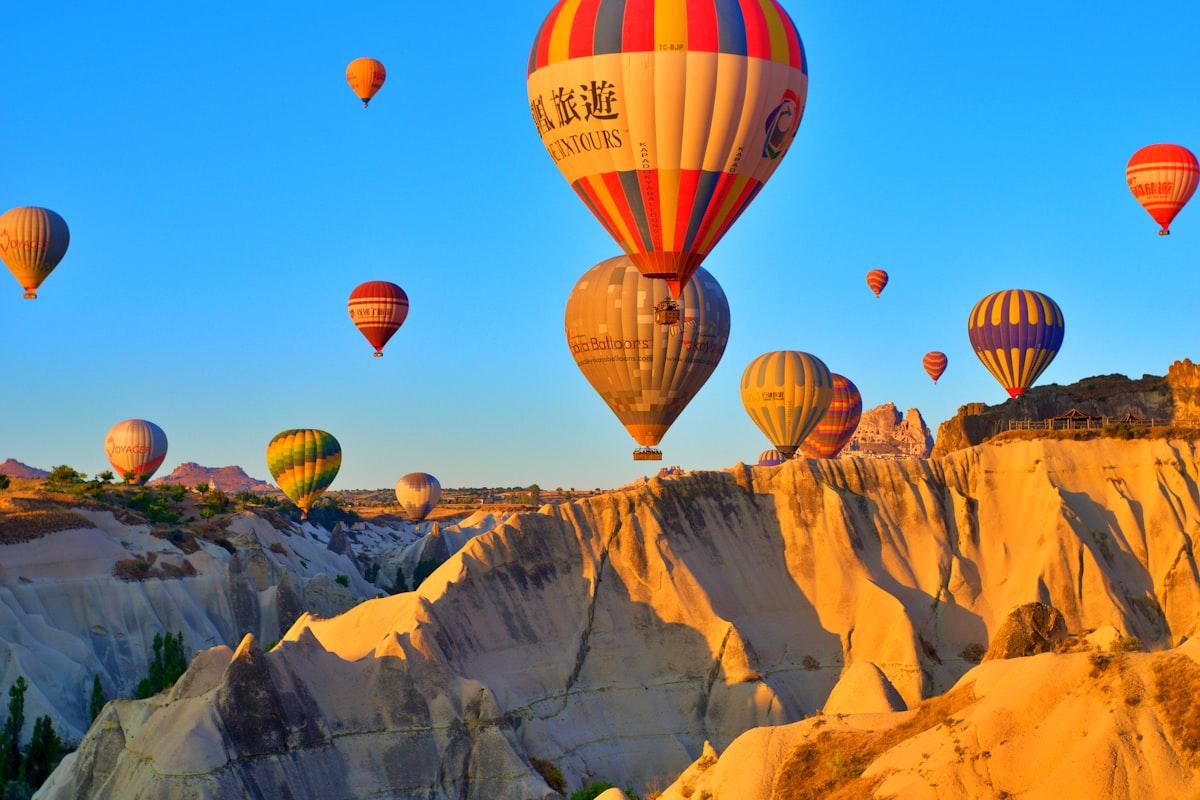 Antalya'dan Kapadokya Turu: 1 Gece Konaklamalı Peri Bacaları ve Balon Deneyimi